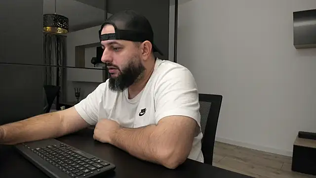 DravenPeak online show from October 25, 4:51 pm