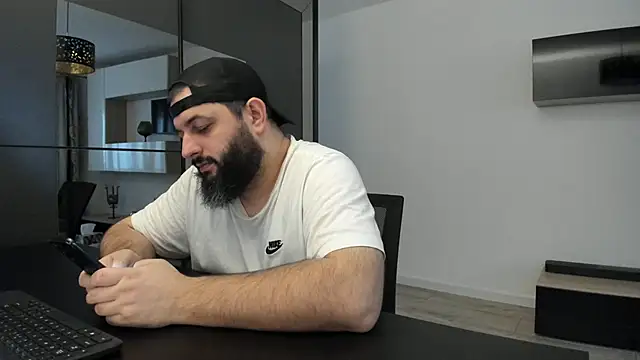 DravenPeak online show from December 18, 1:48 pm