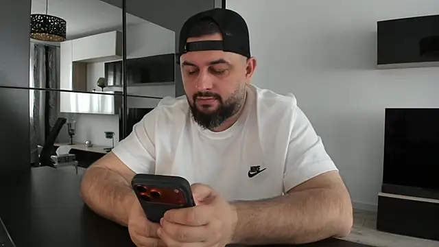 DravenPeak online show from March 31, 11:01 am