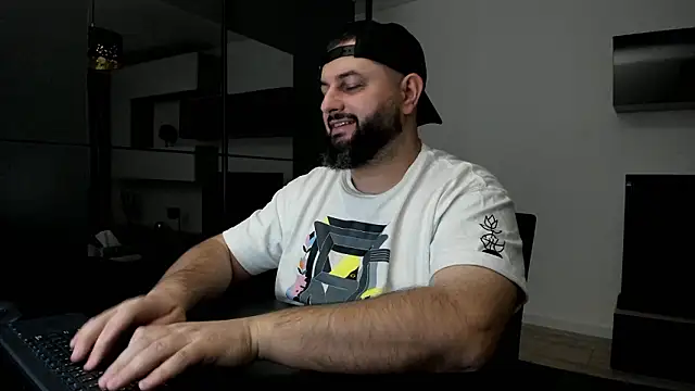 DravenPeak online show from March 8, 2:04 am