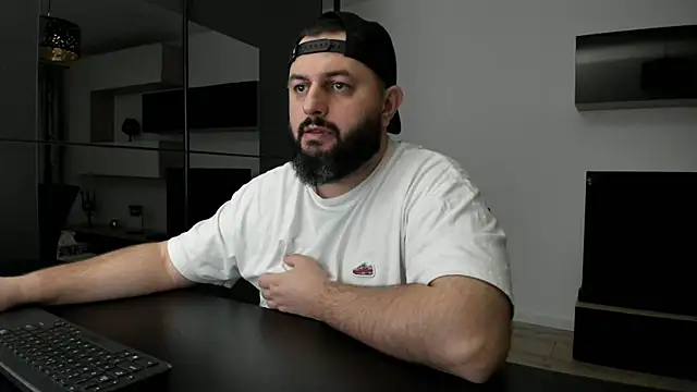 DravenPeak online show from February 18, 8:49 pm