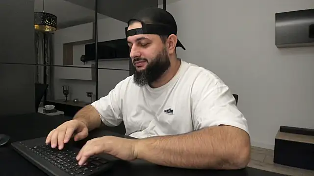 DravenPeak online show from November 12, 3:16 pm