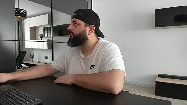 DravenPeak online show from December 19, 12:18 pm