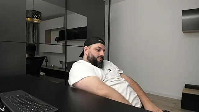 DravenPeak online show from October 28, 11:36 pm