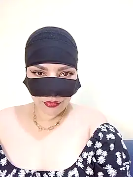 Diva watine online show from November 11, 1:50 pm