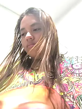 Snapshot of butterfly777_ chatting on December 4, 11:42 am butterfly777 online show from December 4, 11:42 am