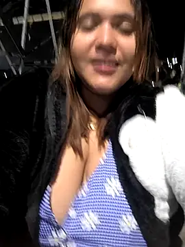 butterfly777  online show from February 26, 7:41 am