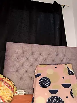 butterfly777  online show from February 25, 7:36 pm