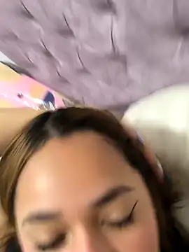 Snapshot of butterfly777_ chatting on September 14, 2:06 pm butterfly777 online show from September 14, 2:06 pm