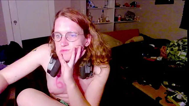 Snapshot of Rewpert chatting on November 1, 7:46 am Rewpert online show from November 1, 7:46 am