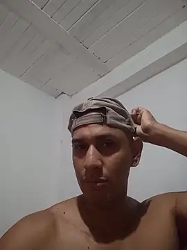 Jota Alejand online show from November 8, 3:54 am