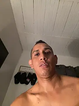 Jota Alejand online show from May 13, 3:35 am