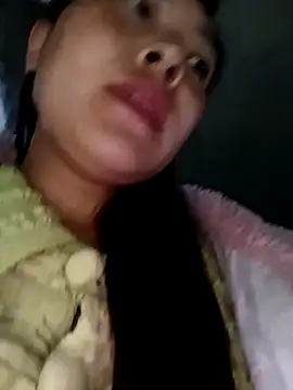 Snapshot of vivi_cute chatting on September 22, 10:54 am vivi cute online show from September 22, 10:54 am
