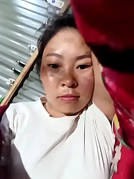 Snapshot of vivi_cute chatting on September 24, 12:18 am vivi cute online show from September 24, 12:18 am