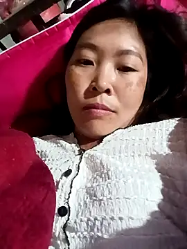 Snapshot of vivi_cute chatting on September 19, 2:10 pm vivi cute online show from September 19, 2:10 pm