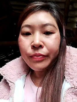 Snapshot of vivi_cute chatting on September 9, 3:49 am vivi cute online show from September 9, 3:49 am