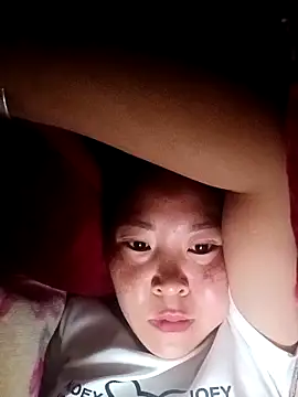 Snapshot of vivi_cute chatting on September 20, 10:26 pm vivi cute online show from September 20, 10:26 pm