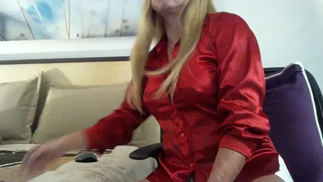 Mirianzapata 1 online show from April 10, 6:09 am