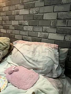 Poppy frankie online show from November 7, 11:30 pm