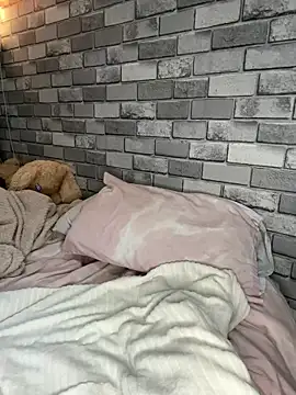 Poppy frankie online show from November 6, 9:08 pm