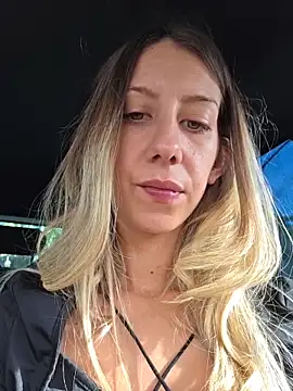 PetiteSecrets online show from November 9, 11:36 am