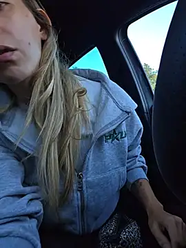 PetiteSecrets online show from November 16, 3:17 pm