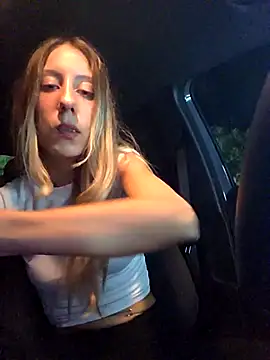 PetiteSecrets online show from November 5, 5:49 pm