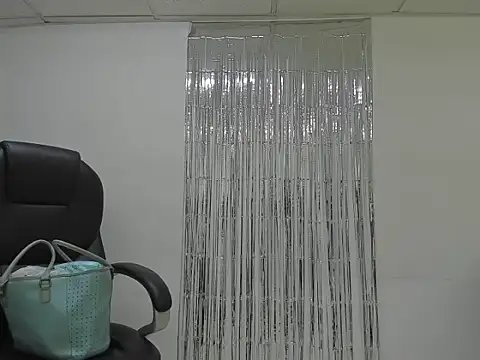 Aisha hotts777 online show from May 29, 8:04 pm