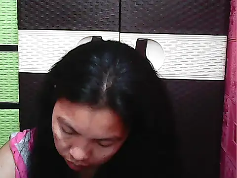 Snapshot of oceanlover23 chatting on September 20, 7:19 pm oceanlover23 online show from September 20, 7:19 pm