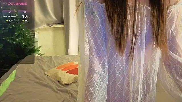 Snapshot of magic_shy_ chatting on November 30, 1:28 am magic shy online show from November 30, 1:28 am