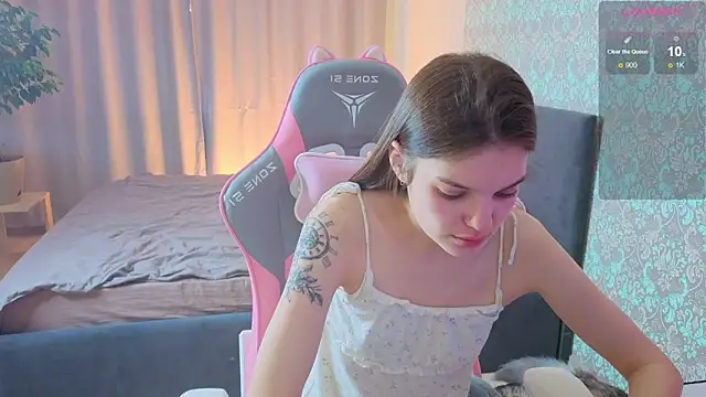 magic shy  online show from April 13, 1:42 am