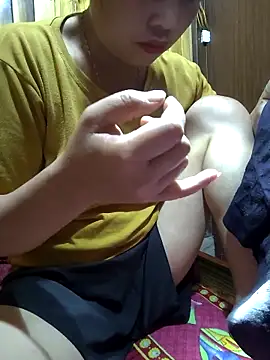 Snapshot of Cklovesu47244 chatting on September 19, 1:04 pm Cklovesu47244 online show from September 19, 1:04 pm