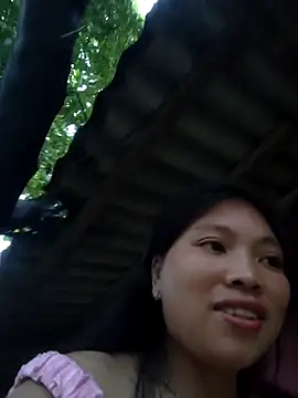 Snapshot of Cklovesu47244 chatting on October 6, 10:38 am Cklovesu47244 online show from October 6, 10:38 am