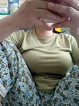 Snapshot of _Babyrose_ chatting on September 24, 5:58 am Babyrose online show from September 24, 5:58 am