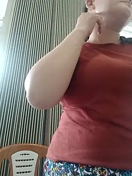 Snapshot of _Babyrose_ chatting on October 20, 6:04 am Babyrose online show from October 20, 6:04 am