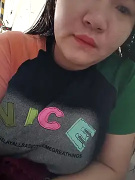 Snapshot of _Babyrose_ chatting on November 4, 12:47 am Babyrose online show from November 4, 12:47 am