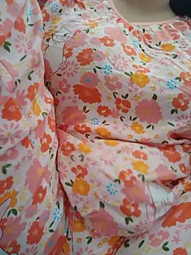  Babyrose  online show from June 6, 6:07 am