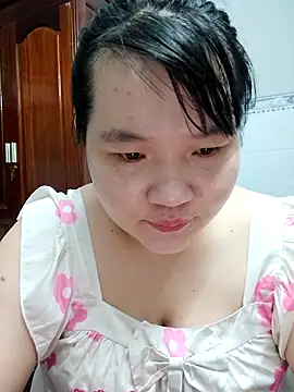  Babyrose  online show from April 3, 6:20 am