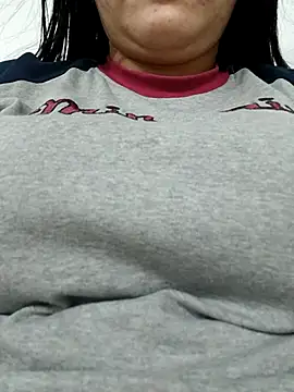 Snapshot of _Babyrose_ chatting on November 23, 3:44 pm Babyrose online show from November 23, 3:44 pm