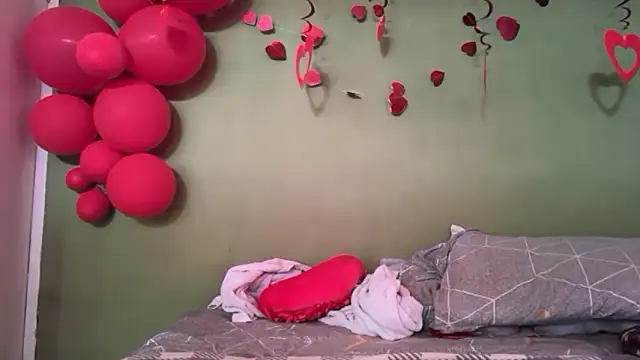 Liaprettygirl online show from February 11, 5:02 pm