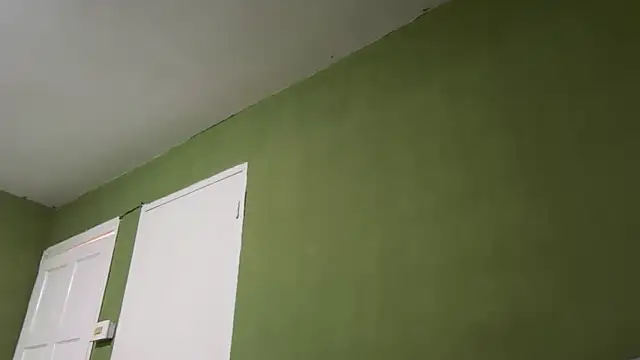 Liaprettygirl online show from February 5, 7:32 pm