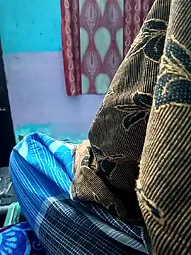 Snapshot of dolphiinn chatting on November 29, 3:45 pm dolphiinn online show from November 29, 3:45 pm