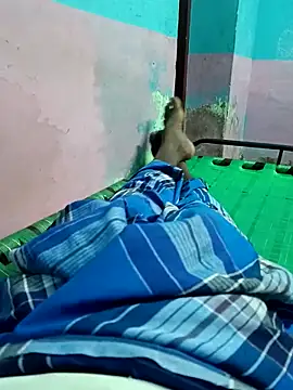 Snapshot of dolphiinn chatting on October 24, 5:01 pm dolphiinn online show from October 24, 5:01 pm