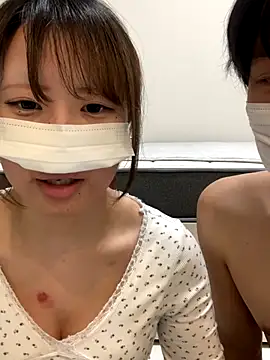 Snapshot of reon_reonreon chatting on November 13, 6:17 am reon reonreon online show from November 13, 6:17 am