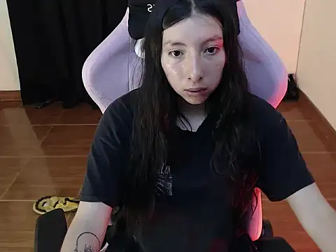 Snapshot of ScarlettShirahoshi chatting on September 9, 6:17 pm ScarlettShirahoshi online show from September 9, 6:17 pm