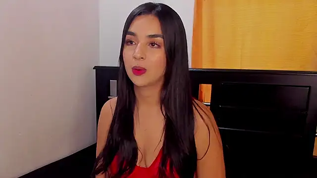 Snapshot of MelyRousee chatting on September 12, 8:52 pm MelyRousee online show from September 12, 8:52 pm