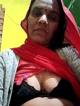 Pinky12A online show from November 18, 3:04 pm