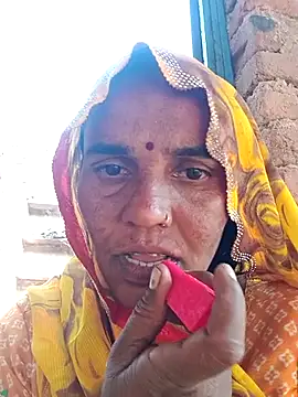 Pinky12A online show from November 12, 5:11 am