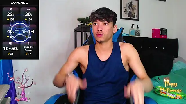 Snapshot of Gael_Jones chatting on October 31, 5:26 am Gael Jones online show from October 31, 5:26 am