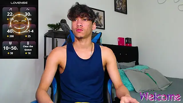 Snapshot of Gael_Jones chatting on November 6, 4:38 am Gael Jones online show from November 6, 4:38 am